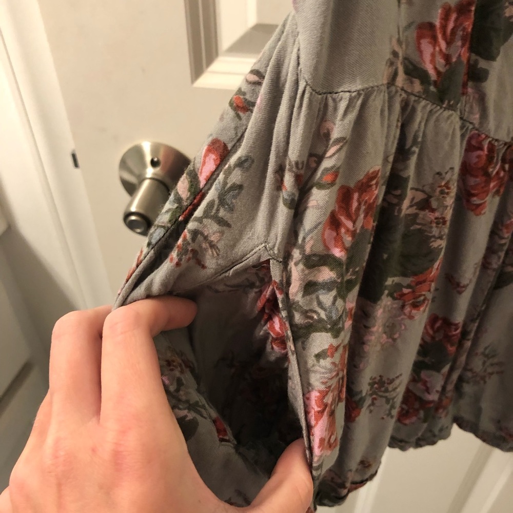 Olive green floral romper - Picture 4 of 5